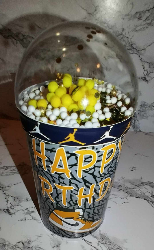 *Custom Order* Pringles Shakers